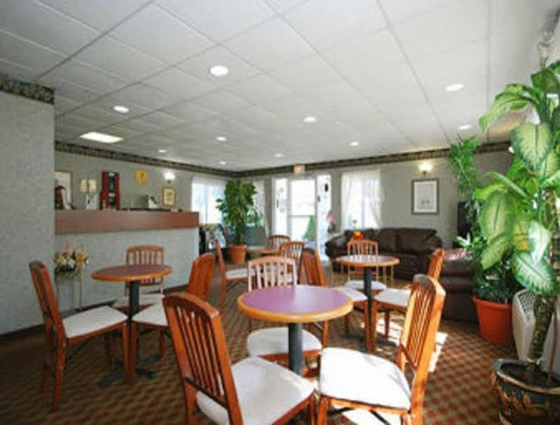 Motel Super 8 By Wyndham Monticello Exterior foto